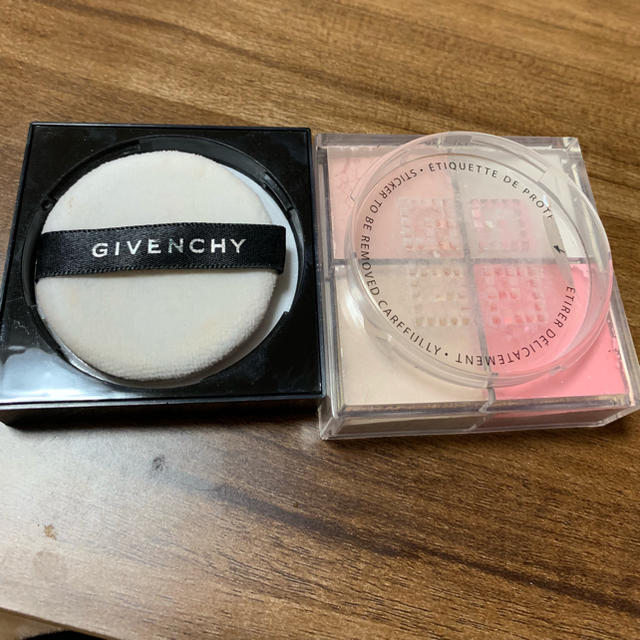 GIVENCHY(ジバンシィ)のGIVENCHY  プリズムリーブル7番 ジバンシー ジバンシイ ルースパウダー コスメ/美容のベースメイク/化粧品(フェイスパウダー)の商品写真