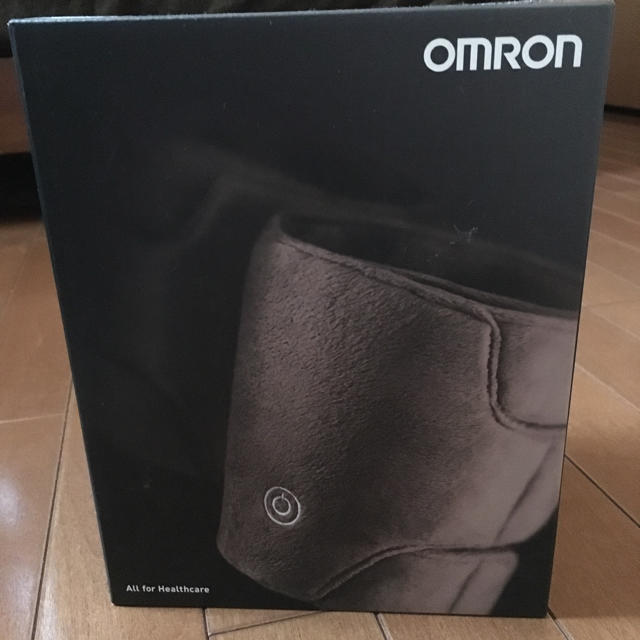 OMRON(オムロン)のomron LegMassager スマホ/家電/カメラの美容/健康(マッサージ機)の商品写真
