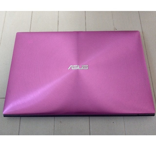 ASUS(エイスース)の【りょうさま専用】ASUS ZENBOOK UX21E (core i5） スマホ/家電/カメラのPC/タブレット(ノートPC)の商品写真