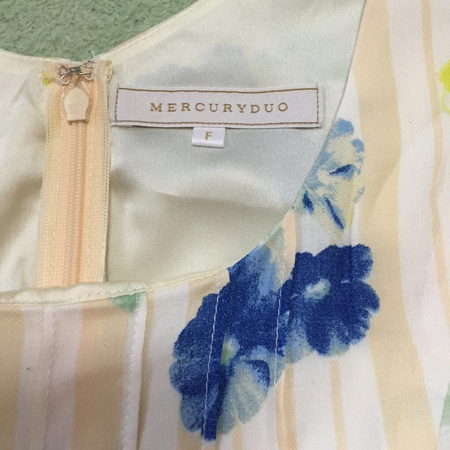 MERCURYDUO(マーキュリーデュオ)の値下げ↘️マーキュリーデュオ♡花柄ワンピ レディースのワンピース(ミニワンピース)の商品写真
