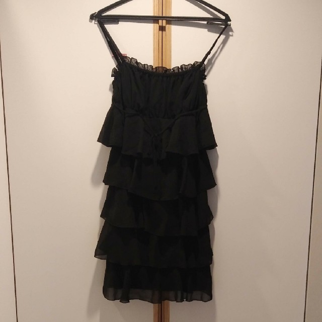 CECIL McBEE(セシルマクビー)のCECIL McBEEのミニドレス　９号 レディースのフォーマル/ドレス(ミニドレス)の商品写真