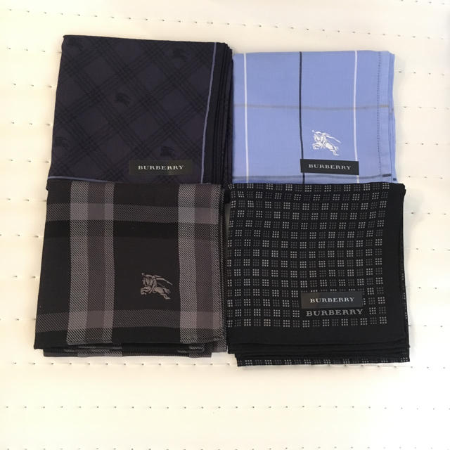 BURBERRY(バーバリー)の【BURBERRY】男性用ハンカチ4枚（新品） メンズのファッション小物(ハンカチ/ポケットチーフ)の商品写真