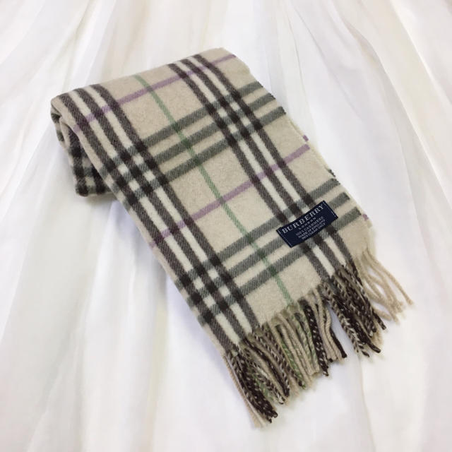 BURBERRY(バーバリー)のBURBERRY カシミア100% アイボリー レディースのファッション小物(マフラー/ショール)の商品写真