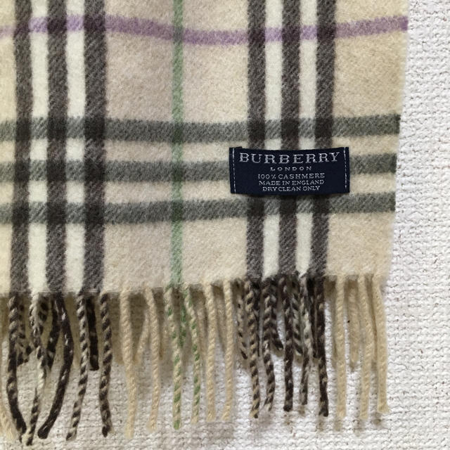 BURBERRY(バーバリー)のBURBERRY カシミア100% アイボリー レディースのファッション小物(マフラー/ショール)の商品写真