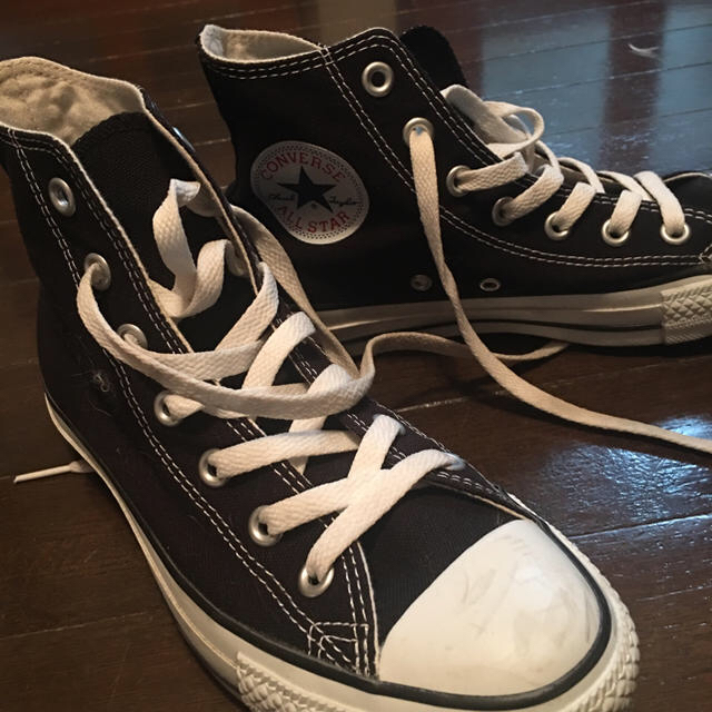 CONVERSE(コンバース)のまろまかろんさま専用！！コンバースハイカット 黒 レディースの靴/シューズ(スニーカー)の商品写真