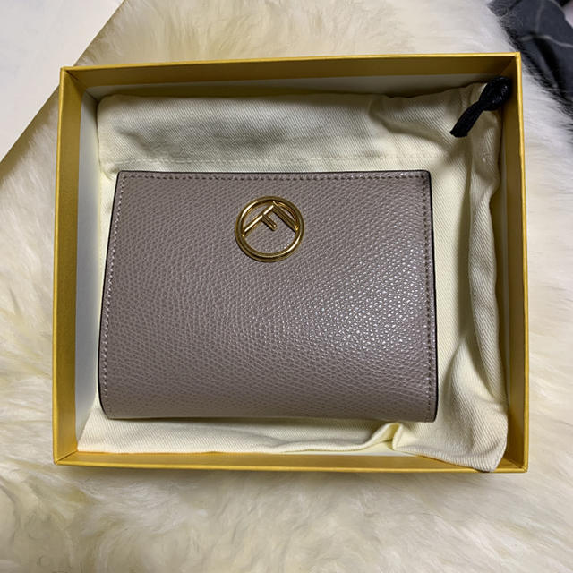 FENDI(フェンディ)のフェンディ  FENDI コンパクト財布 レディースのファッション小物(財布)の商品写真