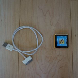 アップル(Apple)のiPod nano 8GB(ポータブルプレーヤー)