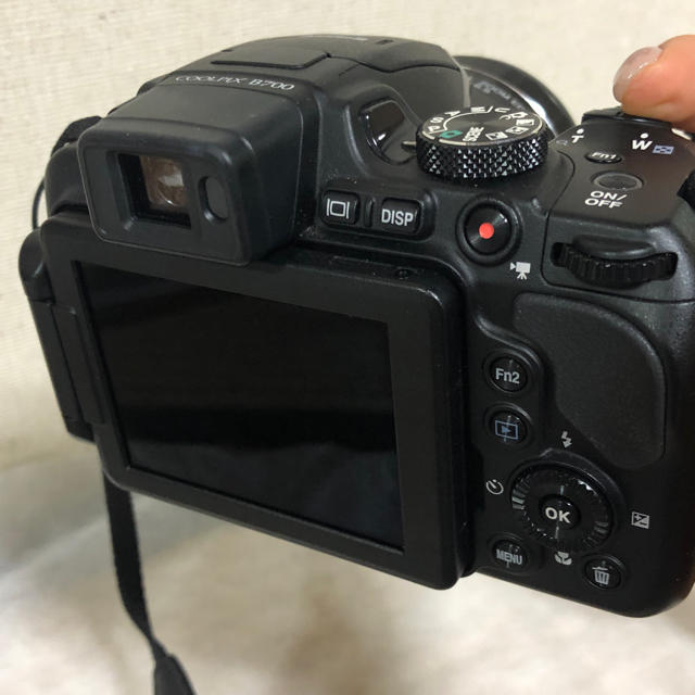 Nikon(ニコン)のNikonコンパクトデジタルカメラB700 スマホ/家電/カメラのカメラ(コンパクトデジタルカメラ)の商品写真