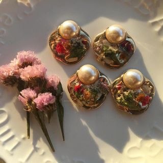 Flower button(ピアス)