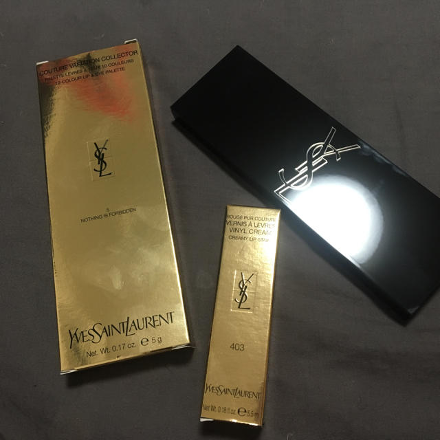 Yves Saint Laurent Beaute(イヴサンローランボーテ)の2019福袋  コスメ/美容のベースメイク/化粧品(その他)の商品写真