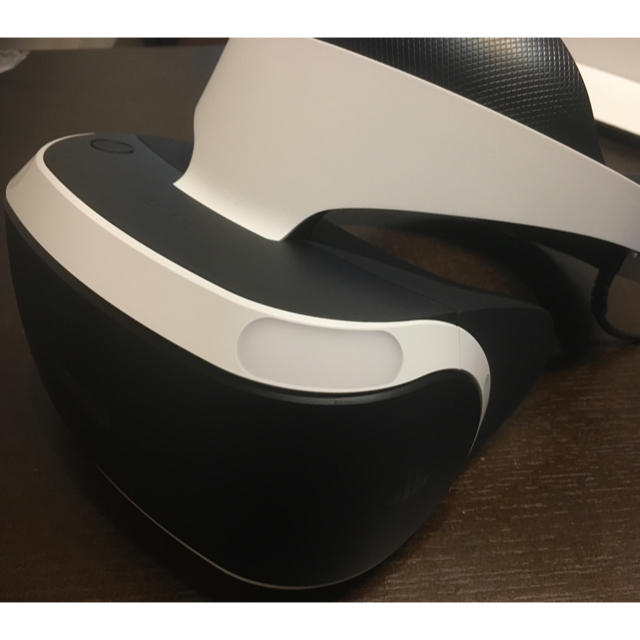 PlayStation VR(プレイステーションヴィーアール)のPlayStation VR  エンタメ/ホビーのゲームソフト/ゲーム機本体(家庭用ゲーム機本体)の商品写真