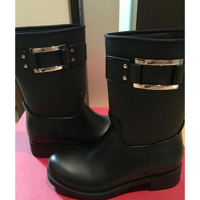 ROGER VIVIER(ロジェヴィヴィエ)のセール！ 美品 Roger Vivier ウェリーズ レインブーツ レディースの靴/シューズ(レインブーツ/長靴)の商品写真