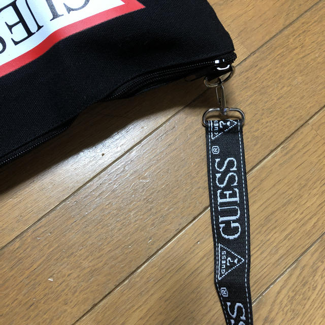 GUESS(ゲス)のGUESS ショルダーバッグ レディースのバッグ(ショルダーバッグ)の商品写真