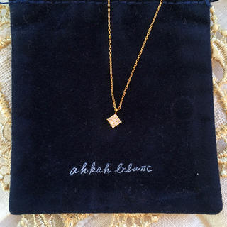 アーカー(AHKAH)のahkah blanc K18ダイヤネックレス(ネックレス)