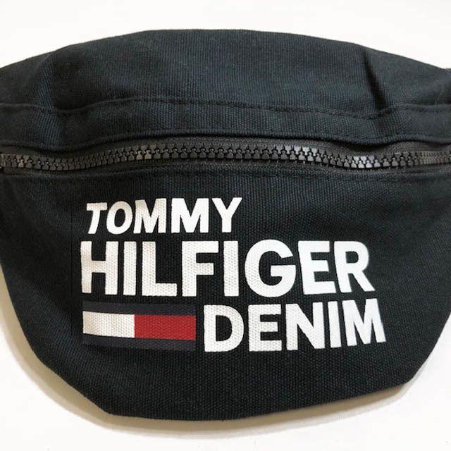 TOMMY HILFIGER(トミーヒルフィガー)のトミー ヒルフィガーデニム ウェストポーチ ボディバッグ 黒 181220 レディースのバッグ(ボディバッグ/ウエストポーチ)の商品写真