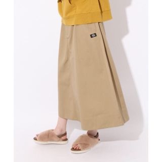 ディッキーズ(Dickies)のDickies チノ スカート ベージュ(ロングスカート)