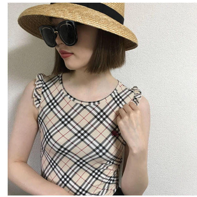 BURBERRY(バーバリー)の今日だけさらにお値下げ♡epine バーバリー ノースリーブフリルトップス🍒 レディースのトップス(カットソー(半袖/袖なし))の商品写真