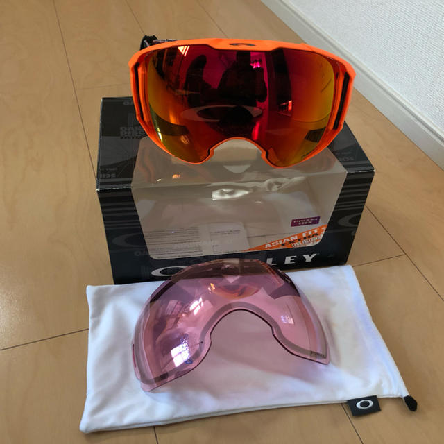 Oakley(オークリー)のエアブレイクXL OO7078-22 エリコ様専用 スポーツ/アウトドアのスノーボード(アクセサリー)の商品写真