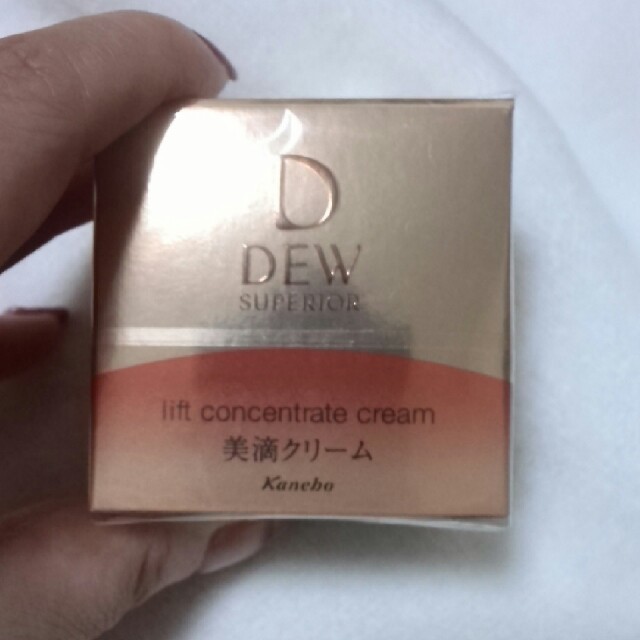 DEW(デュウ)のDEW SUPERIOR lift concentrate cream ♪ コスメ/美容のスキンケア/基礎化粧品(フェイスクリーム)の商品写真