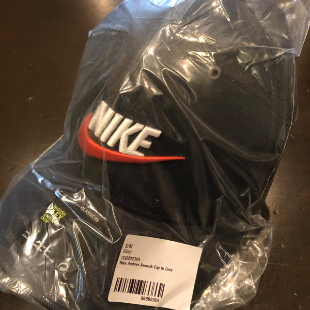 NIKE(ナイキ)の入手困難   Nike  cap  S/M メンズの帽子(キャップ)の商品写真