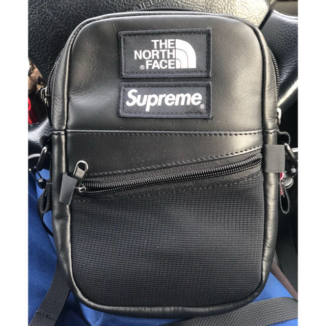 supreme×North Faceコラボウエストポーチ