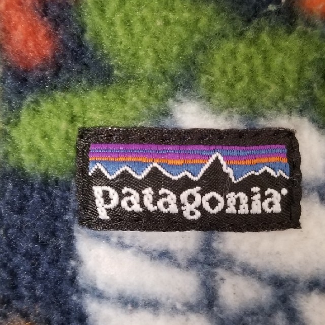 patagonia(パタゴニア)のpatagonia　キッズ　ベビー　フリース キッズ/ベビー/マタニティのベビー服(~85cm)(ジャケット/コート)の商品写真