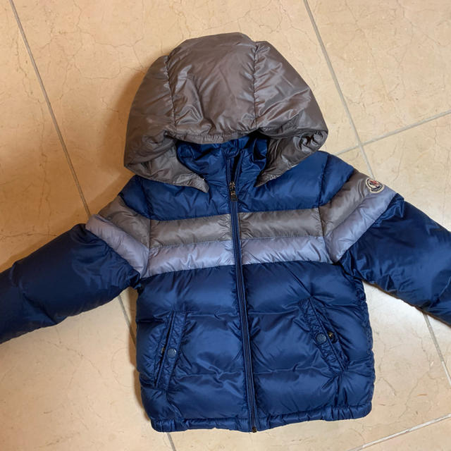 MONCLER(モンクレール)のモンクレール BOY 2 92cm キッズ/ベビー/マタニティのキッズ服男の子用(90cm~)(ジャケット/上着)の商品写真