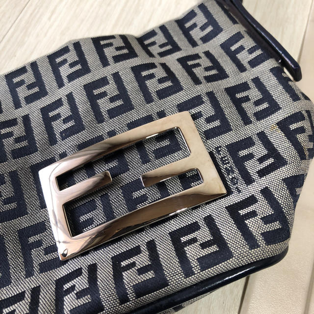 FENDI(フェンディ)のROOさん専用ページ レディースのバッグ(ハンドバッグ)の商品写真