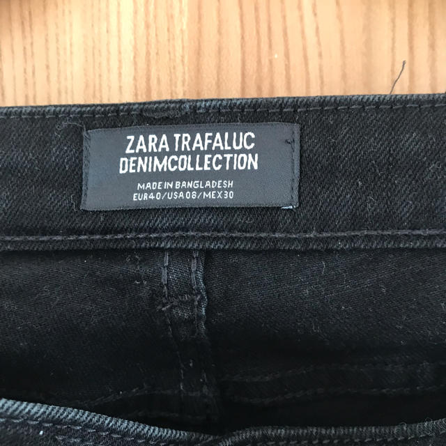 ZARA(ザラ)のZARA ブラック スキニー  レディースのパンツ(スキニーパンツ)の商品写真