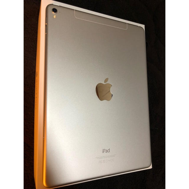 iPadPro 9.7 WiFi+Cellular au 利用制限なし 1