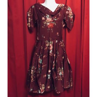 ヴィヴィアンウエストウッド(Vivienne Westwood)の☆ N様　専用☆Vivienne Westwood ローズ柄ワンピース(ひざ丈ワンピース)