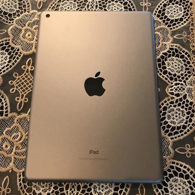 iPad Wi-Fi 32GB MP2F2J/A [スペースグレイ］