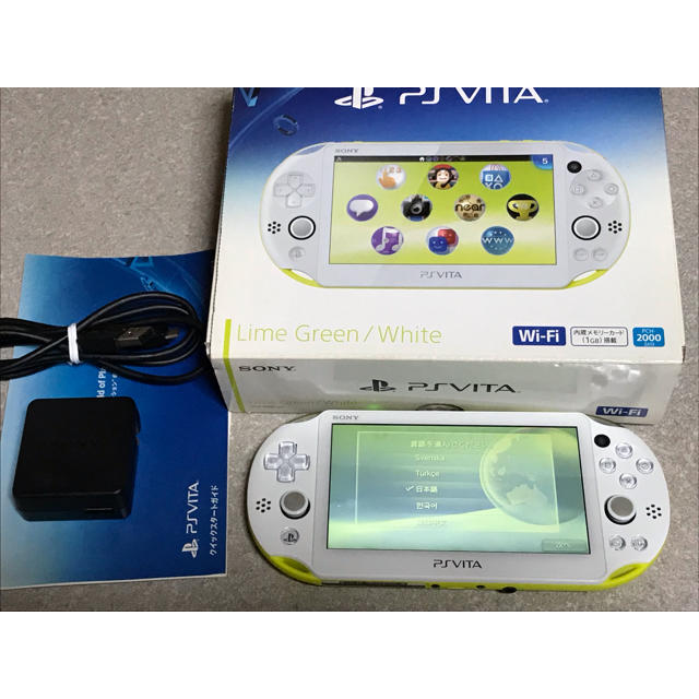 ゲームソフト/ゲーム機本体sony PSVITA本体ライムグリーン品 メモリーカード8G