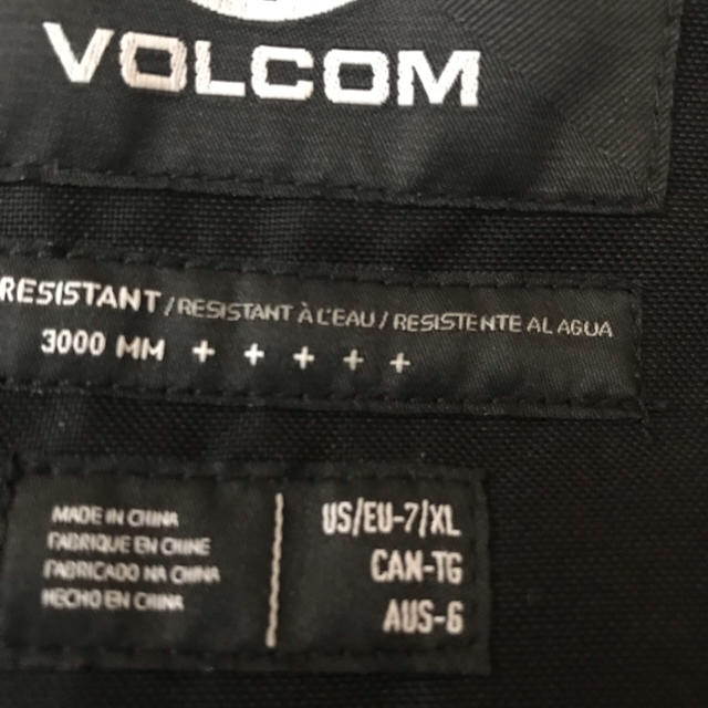 volcom(ボルコム)のジャケット キッズ/ベビー/マタニティのキッズ服男の子用(90cm~)(ジャケット/上着)の商品写真