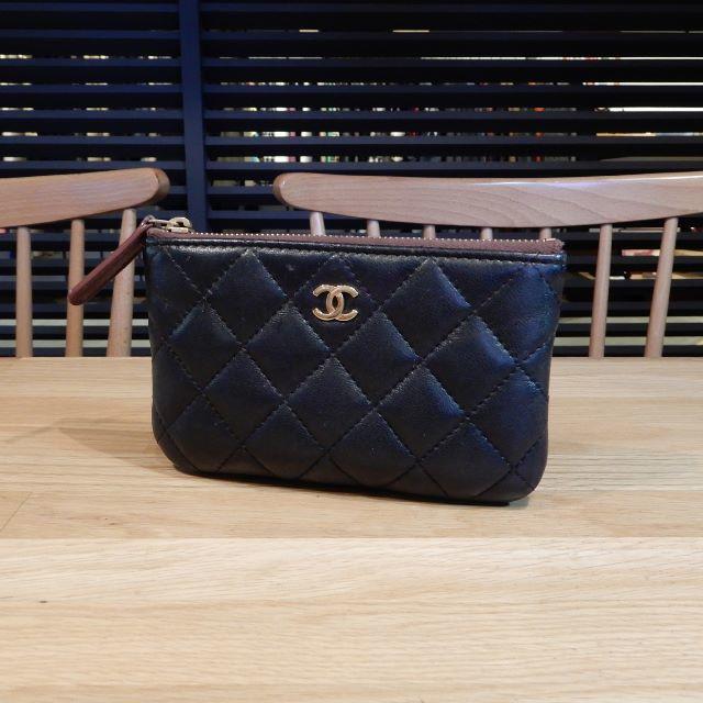 CHANEL(シャネル)のbaby様の シャネル マトラッセ ポーチ 小銭入れ コインケース ブラック メンズのファッション小物(コインケース/小銭入れ)の商品写真