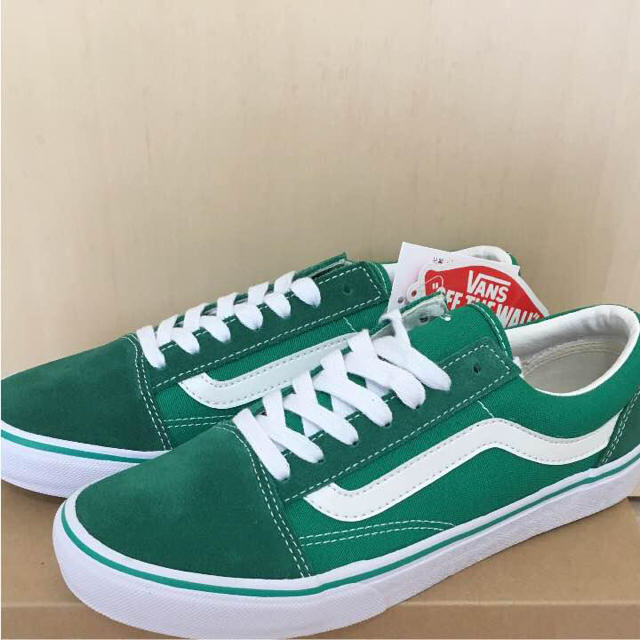 VANS - 【再値下げ】VANSオールドスクールグリーンの通販 by miho's shop｜ヴァンズならラクマ