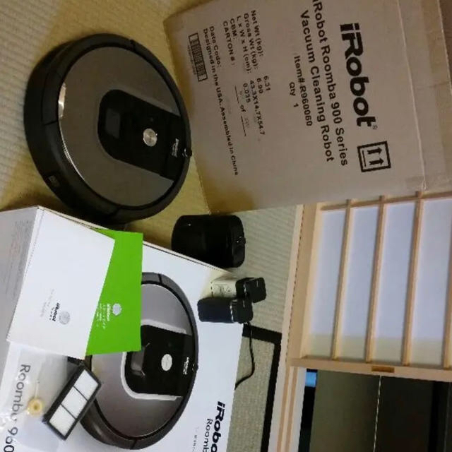 iRobot(アイロボット)の自動掃除機 ルンバ 960 iRobot バーチャルウォール二個付き スマホ/家電/カメラの生活家電(掃除機)の商品写真