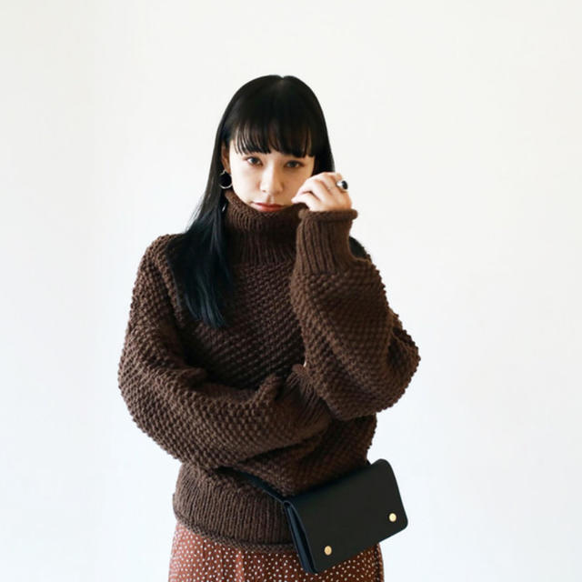 TODAYFUL(トゥデイフル)の【完売商品】TODAYFUL Handknit Short Turtle レディースのトップス(ニット/セーター)の商品写真