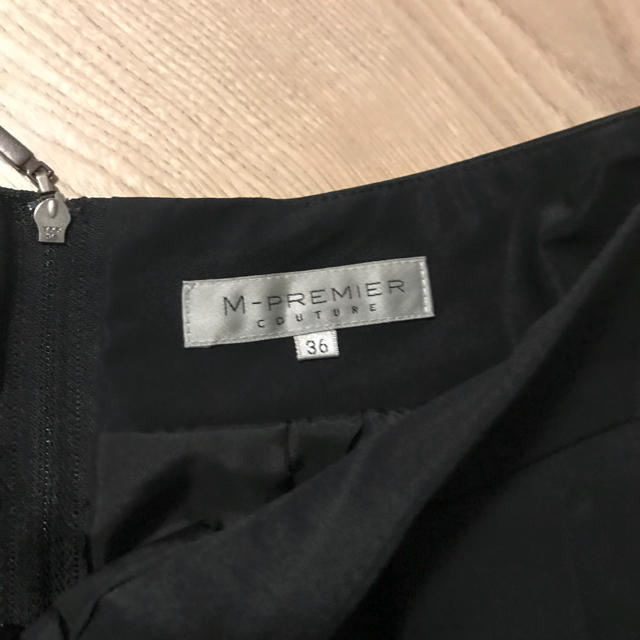 M-premier(エムプルミエ)のエムプルミエ☆ブラック フレアスカート   レディースのスカート(ひざ丈スカート)の商品写真