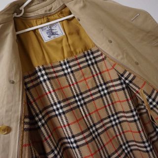 バーバリー(BURBERRY)の美品バーバリートレンチコート(トレンチコート)