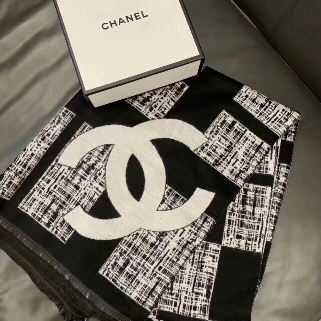 CHANEL - CHANEL 人気マフラー の通販 by takahiro@'s shop｜シャネルならラクマ