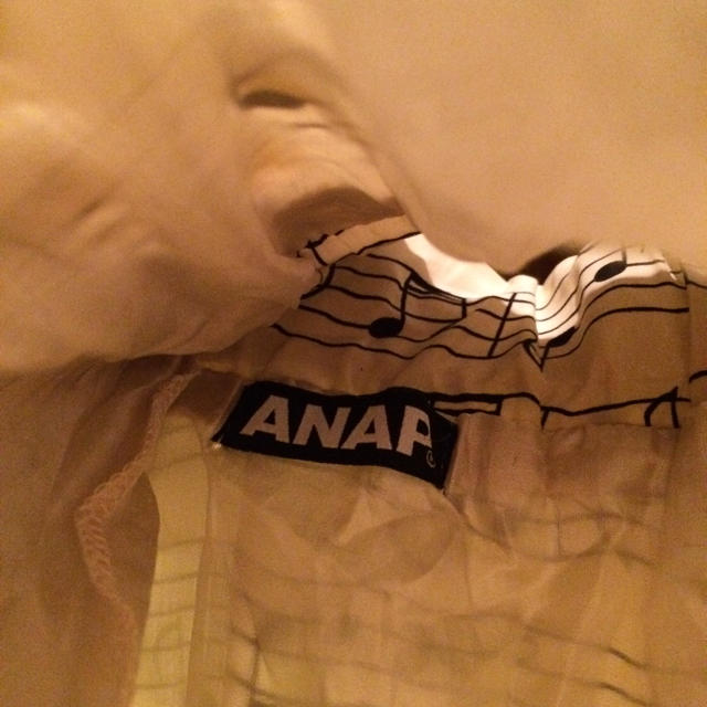 ANAP(アナップ)の1回着◯ANAP◯音符のスカート◯白M150160 キッズ/ベビー/マタニティのキッズ服女の子用(90cm~)(スカート)の商品写真