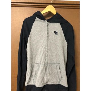 アバクロンビーアンドフィッチ(Abercrombie&Fitch)のアバクロ パーカー(パーカー)