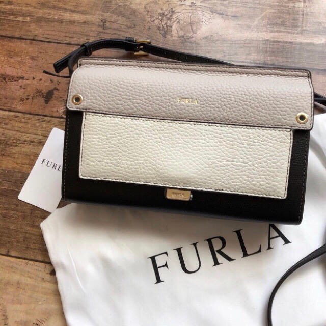 Furla(フルラ)のFURLA フルラ LIKE ライク ショルダーバッグ ウォレット 財布 レディースのバッグ(ショルダーバッグ)の商品写真