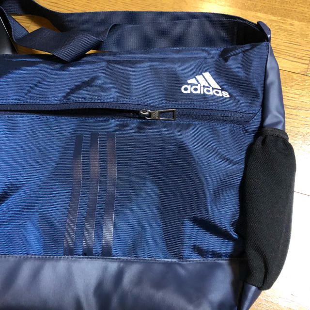 adidas(アディダス)のアディダス ショルダーバッグ メンズのバッグ(ショルダーバッグ)の商品写真