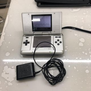 ニンテンドーDS(ニンテンドーDS)の任天堂 DS  初期型(携帯用ゲーム機本体)