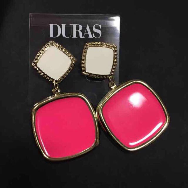 DURAS(デュラス)のDURAS 新作 スクエアカラーピアス レディースのアクセサリー(ピアス)の商品写真