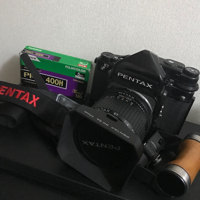本物 PENTAX 67 フィルム付 フィルムカメラ