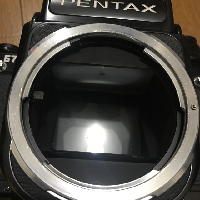 PENTAX(ペンタックス)のPENTAX 67 フィルム付 スマホ/家電/カメラのカメラ(フィルムカメラ)の商品写真