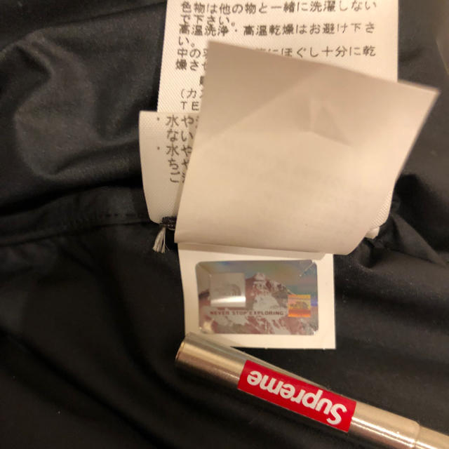 Supreme(シュプリーム)のsupreme the north face nuptse jacket メンズのジャケット/アウター(ダウンジャケット)の商品写真